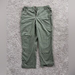 Old Navy Women’s Green Chinos